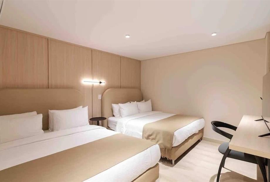 1001-habitacion 1.jpg