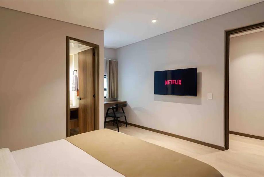 3004-habitacion 1 tv.jpg