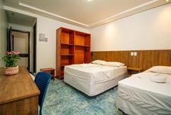 Quarto (Cama Casal ou 2 de Solteiro)