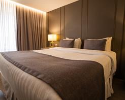 LUXO VISTA LATERAL MAR COM VARANDA