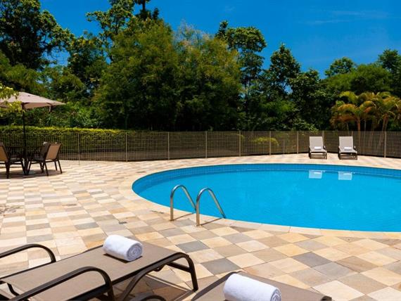piscina barão 2.jpg