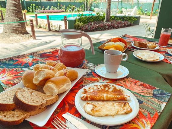 whatsapp image 2021-05-06 at 14.42.06.jpeg