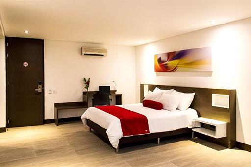 ejectuvia retocada.jpg