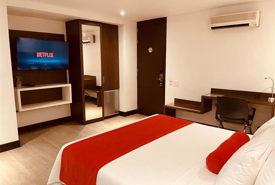 img_8444 (1)edit.jpg