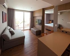 APARTAMENTO MASTER COM VARANDA