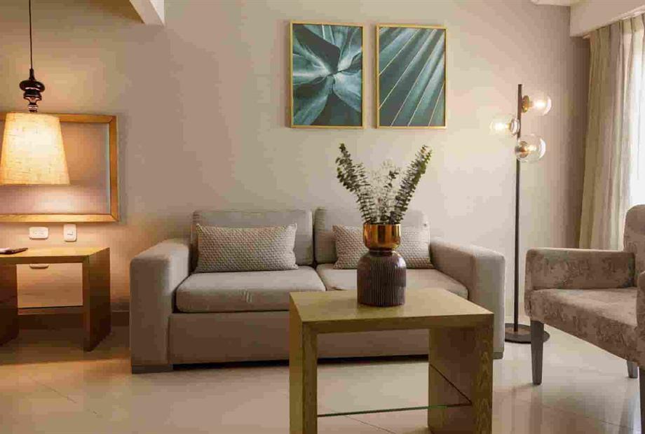 junior suite (1).jpg