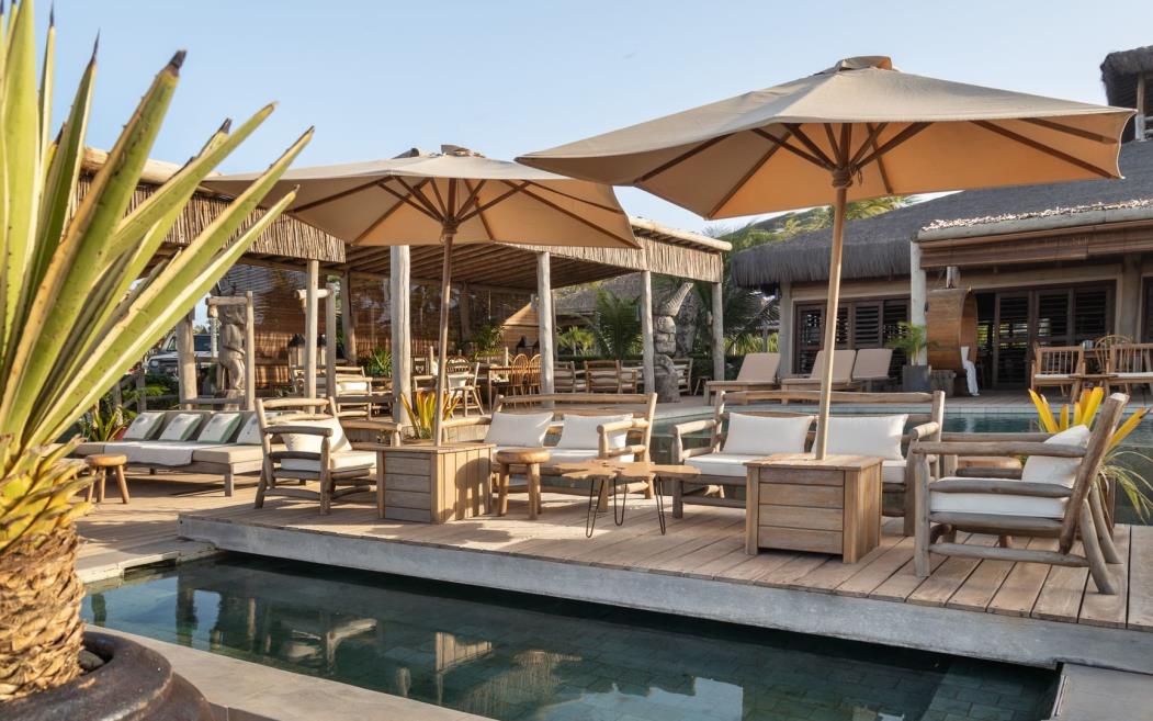 2.3 ambiente piscina restaurante(1).jpg
