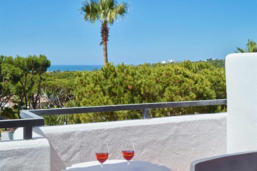 Ria Park Garden hotel.006.jpg