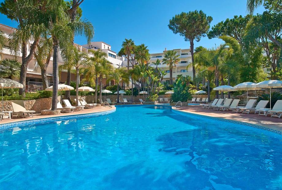 Ria Park Garden hotel.001.jpg