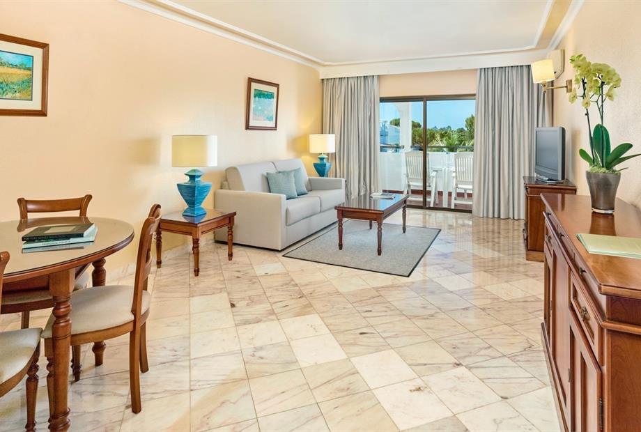 Ria Park Garden Hotel 01.004.jpg