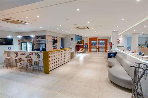 bar e recepção.jpg