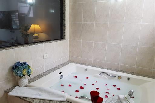 WhatsApp Image 2021-02-11 at 09.11.23.jpeg