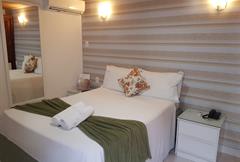 Quarto Economico Sgl/Dbl sem Vista e sem Varanda