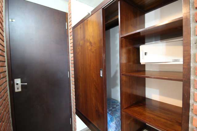 13_-armario-e-cofre.jpg