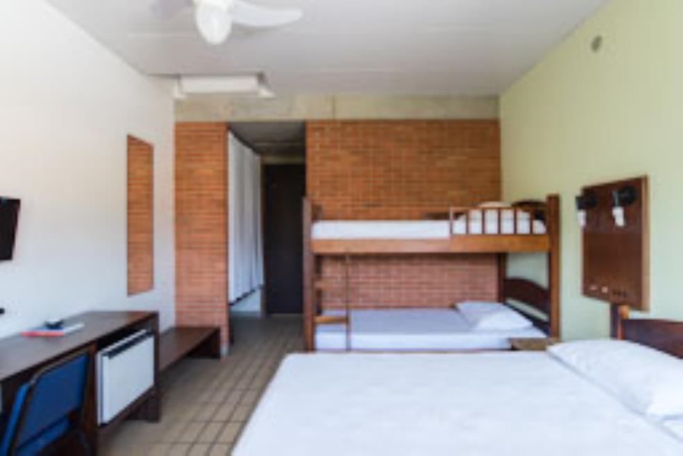 hotelmiramaré_099_apto quadruplo.jpg
