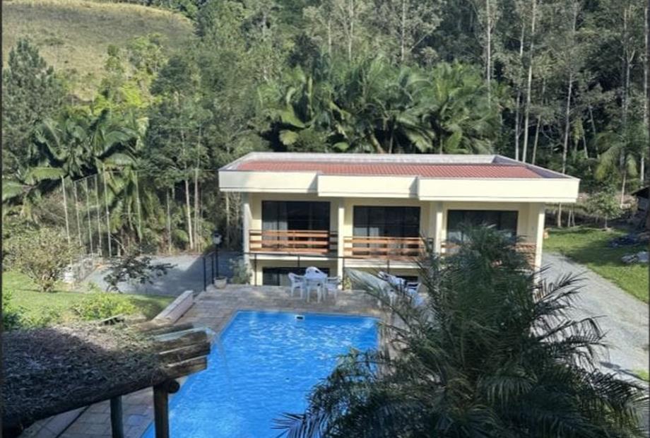 ala nova e piscina.jpg