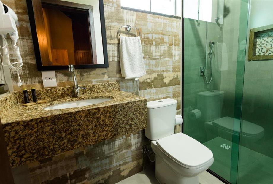 suite luxo duplo banheiro - 01.jpg