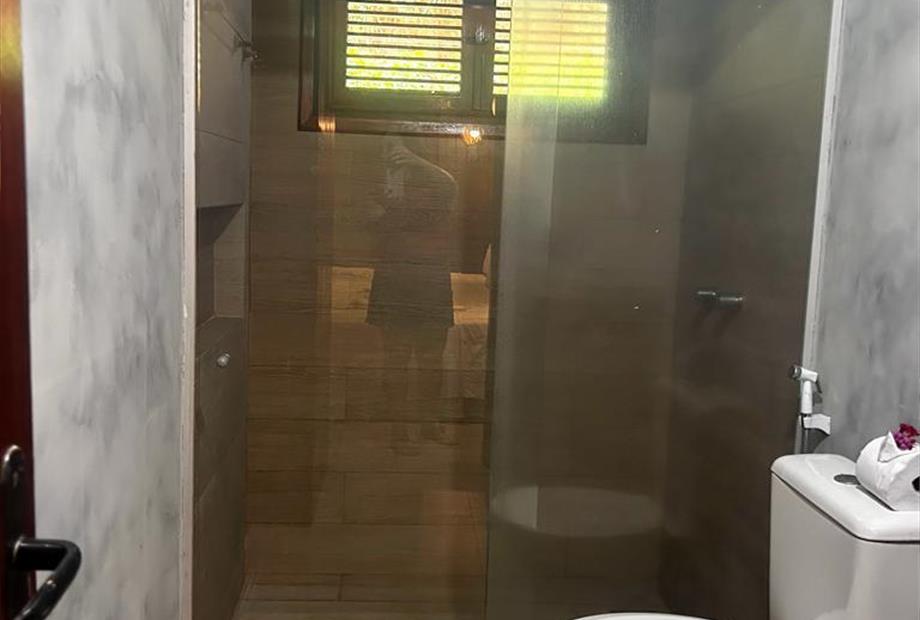 suite luxo banheiro.jpg