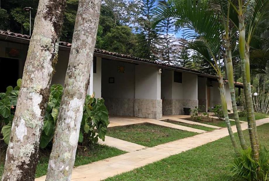 suite luxo externo.jpg