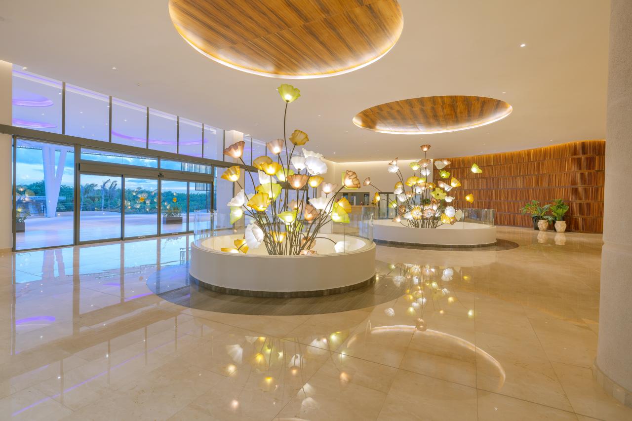 SNS-LOBBY1.jpg