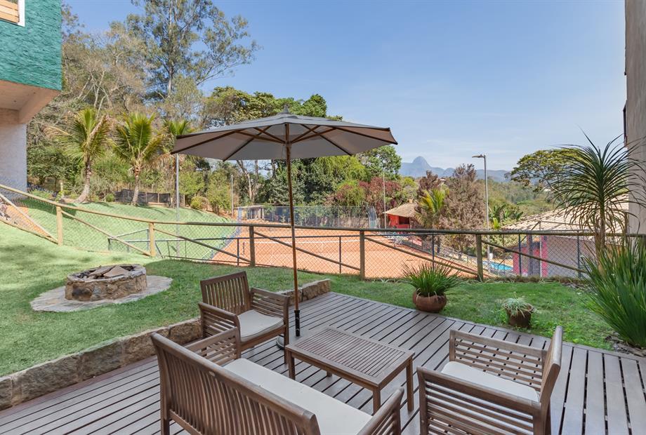 golf village - 04.jpeg