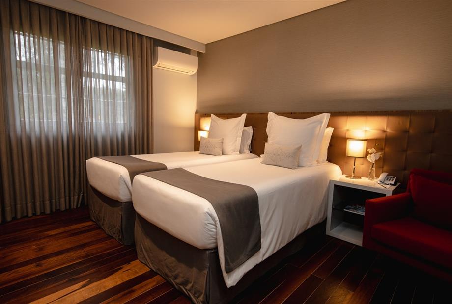 superior twin (3).jpg