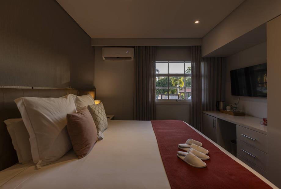 deluxe 08052025-73.jpg