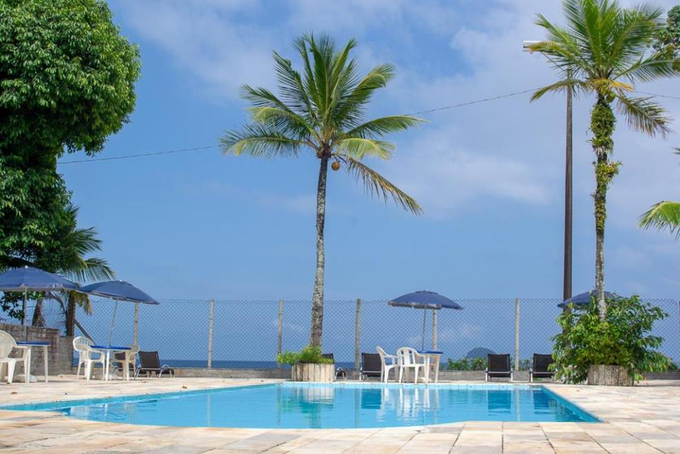 PISCINA 3.jpg