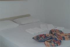 Quarto DUPLO ECONÔMICO - Ventilador Teto e Tv.