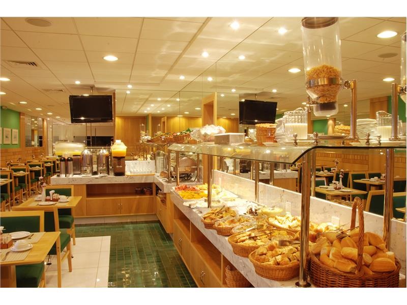 Buffet05.jpg