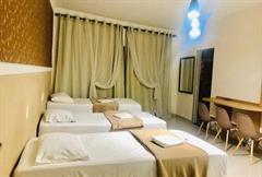 Quarto Triplo Standard