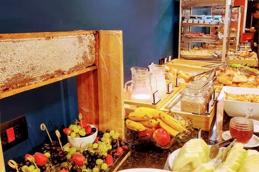 café da manhã - mel.jpeg