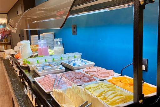 garden kitchen2.jpeg