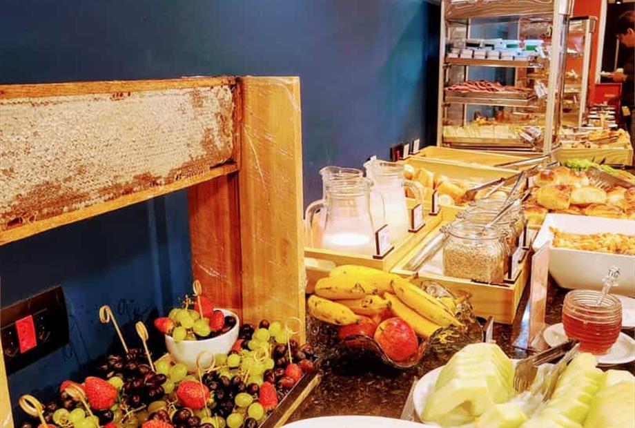 café da manhã - mel.jpeg