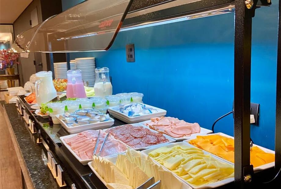 garden kitchen2.jpeg