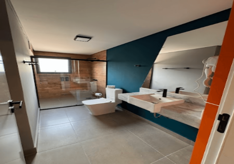 banheiro suite luxo.png