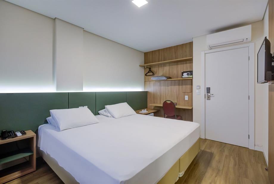 apto cama casal 1.jpg