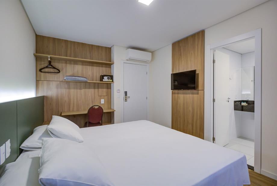 apto cama casal 2.jpg