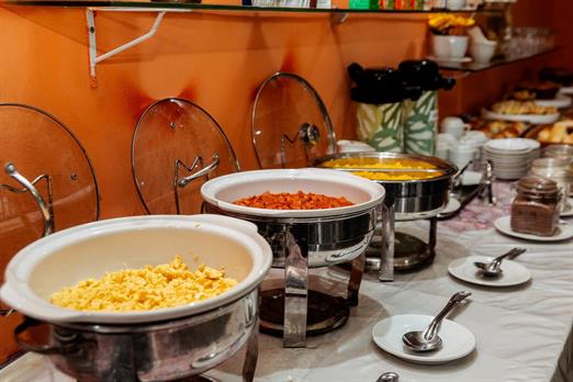 dunnas hotel_cafe da manha 006.jpg