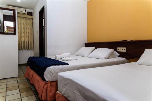 dunnas hotel_quarto a 001.jpg
