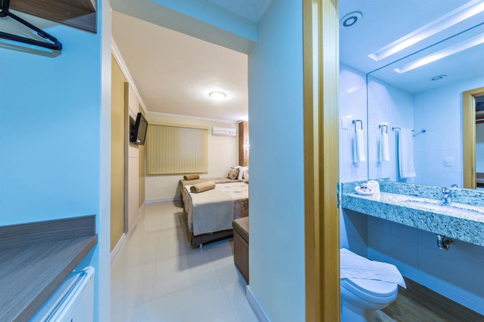 super luxo wc.jpg