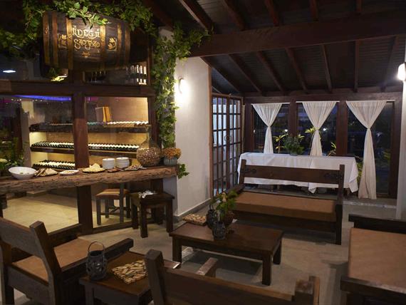 _bhs0746 (1) (2).jpg