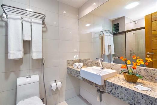 _mg_3522 luxo banheiro.jpg