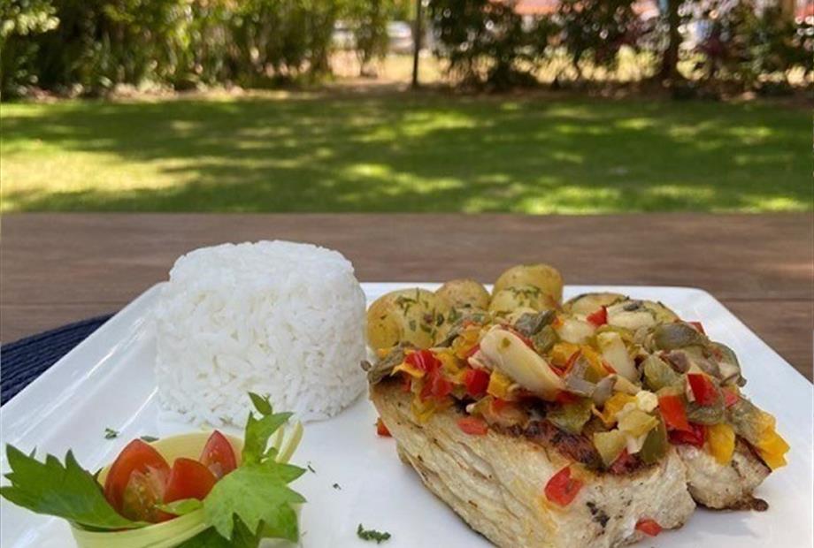 file de peixe ao molho de alcaparras4.jpeg