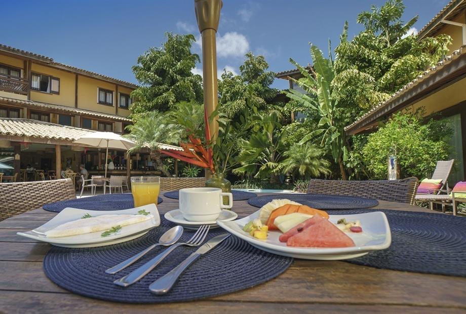 cafe na piscina 1.jpg