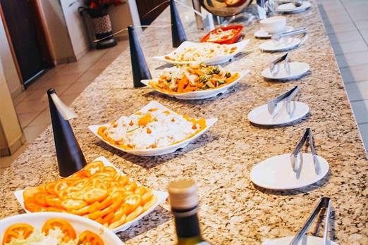 buffet 2.jpeg