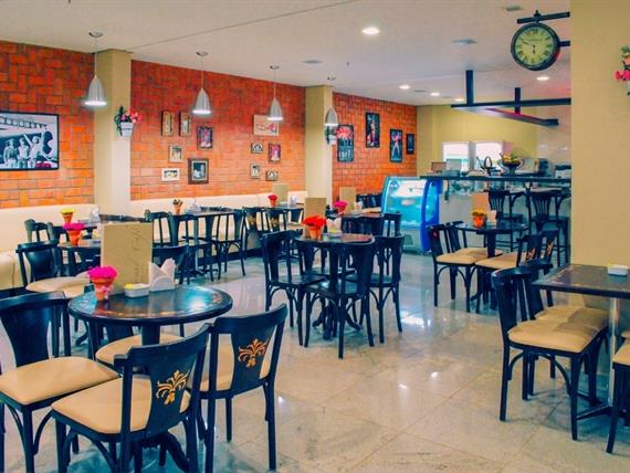 whatsapp image 2021-04-15 at 16.44.58 (6).jpeg