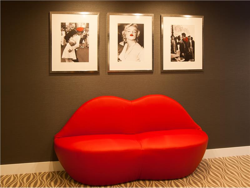 Lobby Kiss Me T.jpg