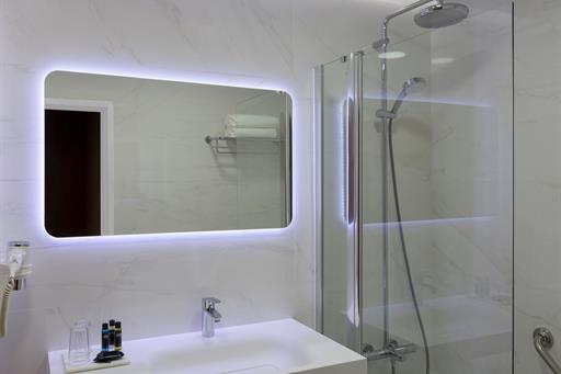 wc novas 01 bk_easy-resize.com.jpg