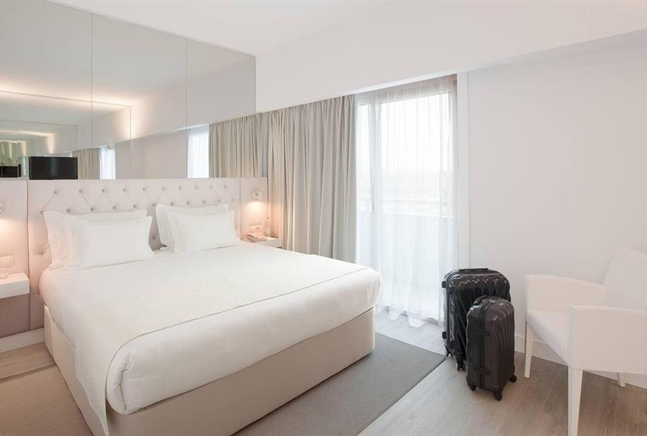 double white space lr.jpg